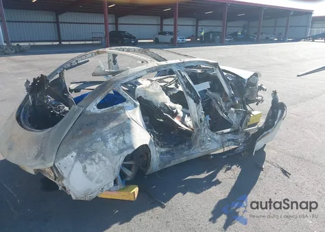 2022 Tesla Model 3 from USA, damaged, VIN 5YJ3E1EA3NF143510